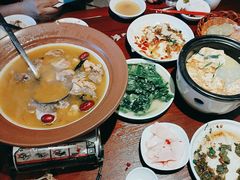 -唐师傅湘西名菜馆(武陵路店)