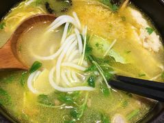 -妈妈故事米线(市府恒隆店)