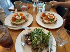 烟熏三文鱼吐司-Egg•Allday Brunch(襄阳北路店)