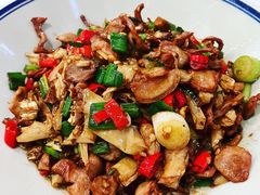 白辣椒炒鸡胗-新新湘菜馆(新中街二条店)