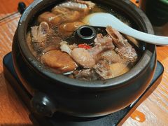 云海肴汽锅鸡-云海肴·汽锅鸡·云南代表菜(天山百盛优客店)