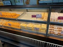 -鲍师傅糕点(江苏路店)