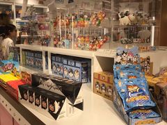 -泡泡玛特POPMART(国金街店)