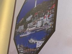 -鱼满舱·鲜活海鲜·正宗鲁菜