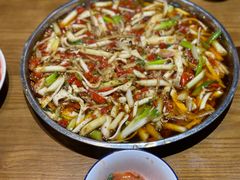 爆炒黄喉-邱金小炒·30 年盐帮江湖菜(自贡店)