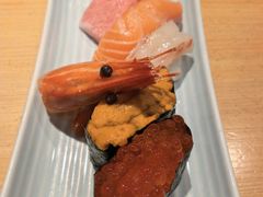-沼津魚がし鮨(御殿場アウトレット店)