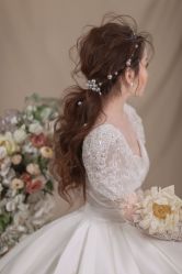 -艾米丽婚纱礼服