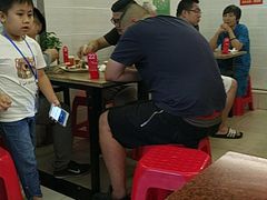 -猪脚洪隆江猪脚饭