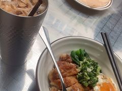 -兴华里茶记(禅城同济首店)