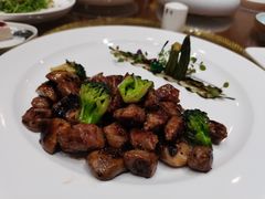 -湖畔鲁菜·二十年老字号餐厅(大明湖店)