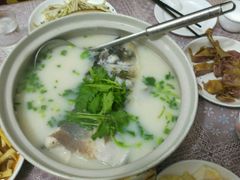 -天乐农家鱼头王(天目湖店)