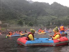-龙井峡漂流