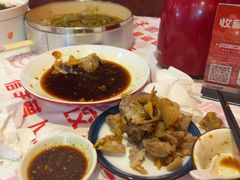 -李记饺子·非遗美食·江西菜(建设路店)