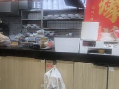-魔都三兄弟酸辣粉·蘸卤炸串(虹桥万科店)