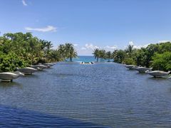-亚龙湾喜来登·美景台大堂吧