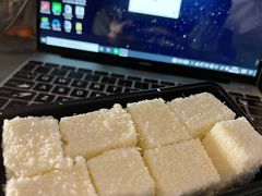 椰丝牛奶小方-85度C(南京龙江店)