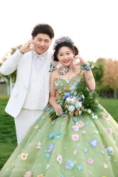 -城市花园婚纱摄影