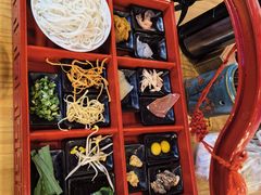 -勺子米线·云南传统小吃市集(四方街店)
