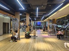 -威克健身游泳(万菱汇店)