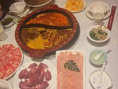 -重庆古城墙火锅(贵阳店)