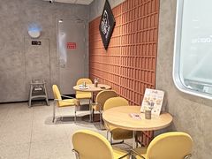 -必胜客(华都店)