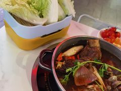 -运气牛自助酱大骨火锅(南京东路店)