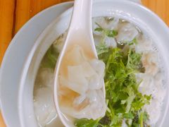 -小许三鲜砂锅馄饨店(家多乐烟酒店)