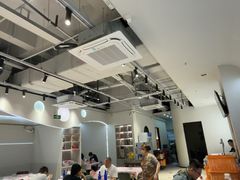 -老班长·小龙虾·鲜货烧烤大排档(金街美地店)