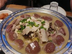 东北杀猪菜-金手勺东北菜馆(大屯北路店)