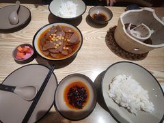 -叁煨蹄花·下饭盐帮菜(人民广场店)