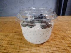蓝莓奇亚籽燕麦酸奶-巴黎贝甜(五道口店)
