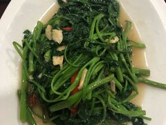 -蘭桂坊海鲜烧烤抖音网红餐厅