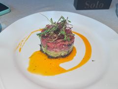 牛肉塔塔配牛油果黑橄榄酱-Solo(衡山路店)