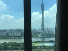 -富力丽思卡尔顿酒店健身中心