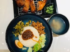 卤炸鸡腿饭-馔豚·台北菜专门店(深圳湾万象城店)