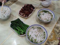 -香辉食馆(新兴路店)
