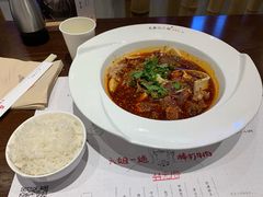 -成都你六姐·牛肉冒菜(城市集市合生汇店)