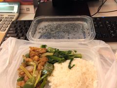 沙姜煎焗鸡球饭-都城壹族快餐(第66分店)