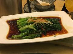 -山珍王国·云南野生菌石锅鱼
