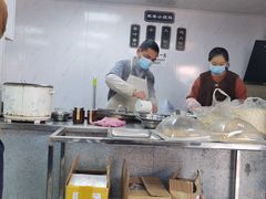 -荣巷小馄饨(荣巷店)