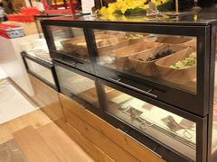 -松咖啡自助餐厅·松北香格里拉