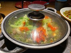 猫儿山的小黄牛-吃饭皇帝大土家民族菜(正大广场店)