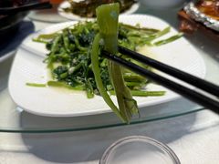 -鑫悦楼煎蟹·16年海鲜大排档