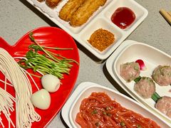 -海底捞火锅(新松江路生日主题店)