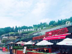 -UNI UNI(环亚凯瑟琳店)