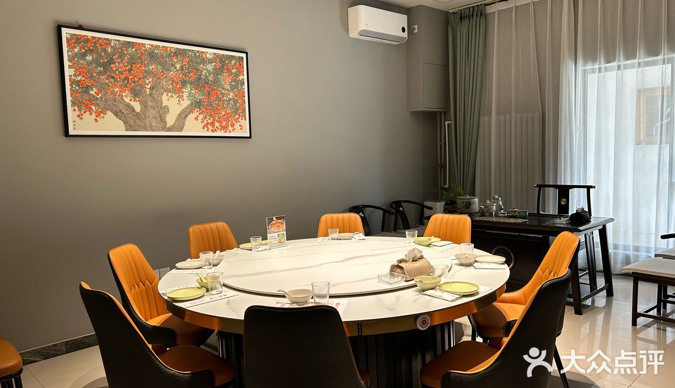 人均百元性价比不错，是王四营乡餐厅的最好选择