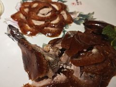 鸭酥和鸭肉分开的烤鸭片法-京味斋·北京烤鸭(华威桥北工大店)