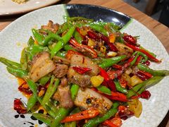 -先启半步颠小酒馆(常熟万达广场店)