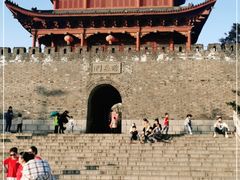 -巴陵广场