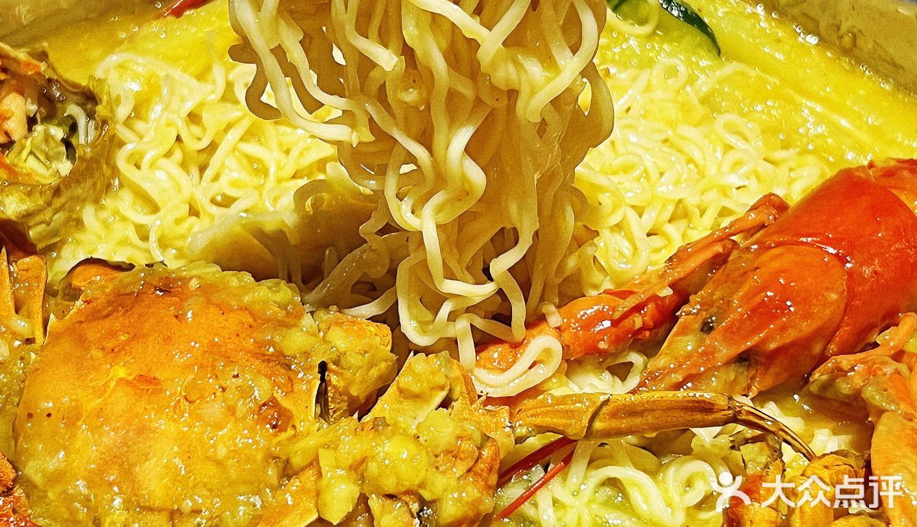 比小龙虾更过瘾的只有蓝龙虾🦞了